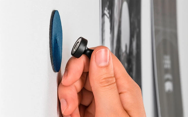 Silwy® Flex Magnethaken Inkl. Metall-Nano-Gel-Pads 5 Cm 8-tlg. Blau 2 Silwy® Flex Magnethaken Inkl. Metall-Nano-Gel-Pads 5 Cm 8-tlg. Blau – Bild 2