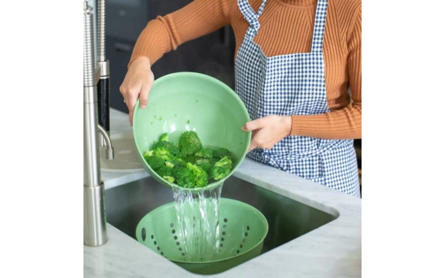 Koziol Sieb Palsby Abtropfsieb Nature Coral 4 Koziol Sieb Palsby Abtropfsieb Nature Coral – Bild 4